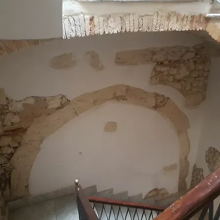 Beni Benius Gasthuis Cagliari