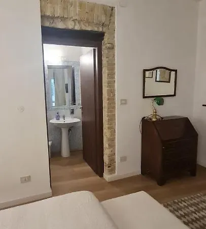 Beni Benius Gæstehus Cagliari